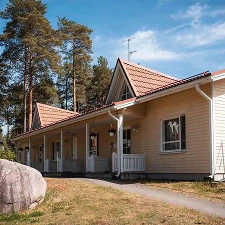 Kitinrivi Bed & Breakfast *