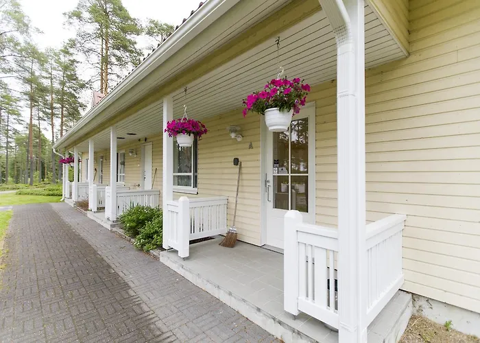 Kitinrivi Bed and Breakfast 3*